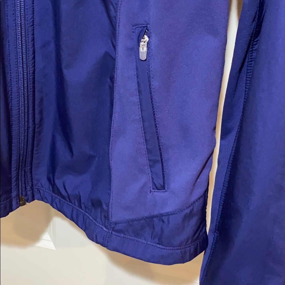 Jacket - Picture 3 of 4